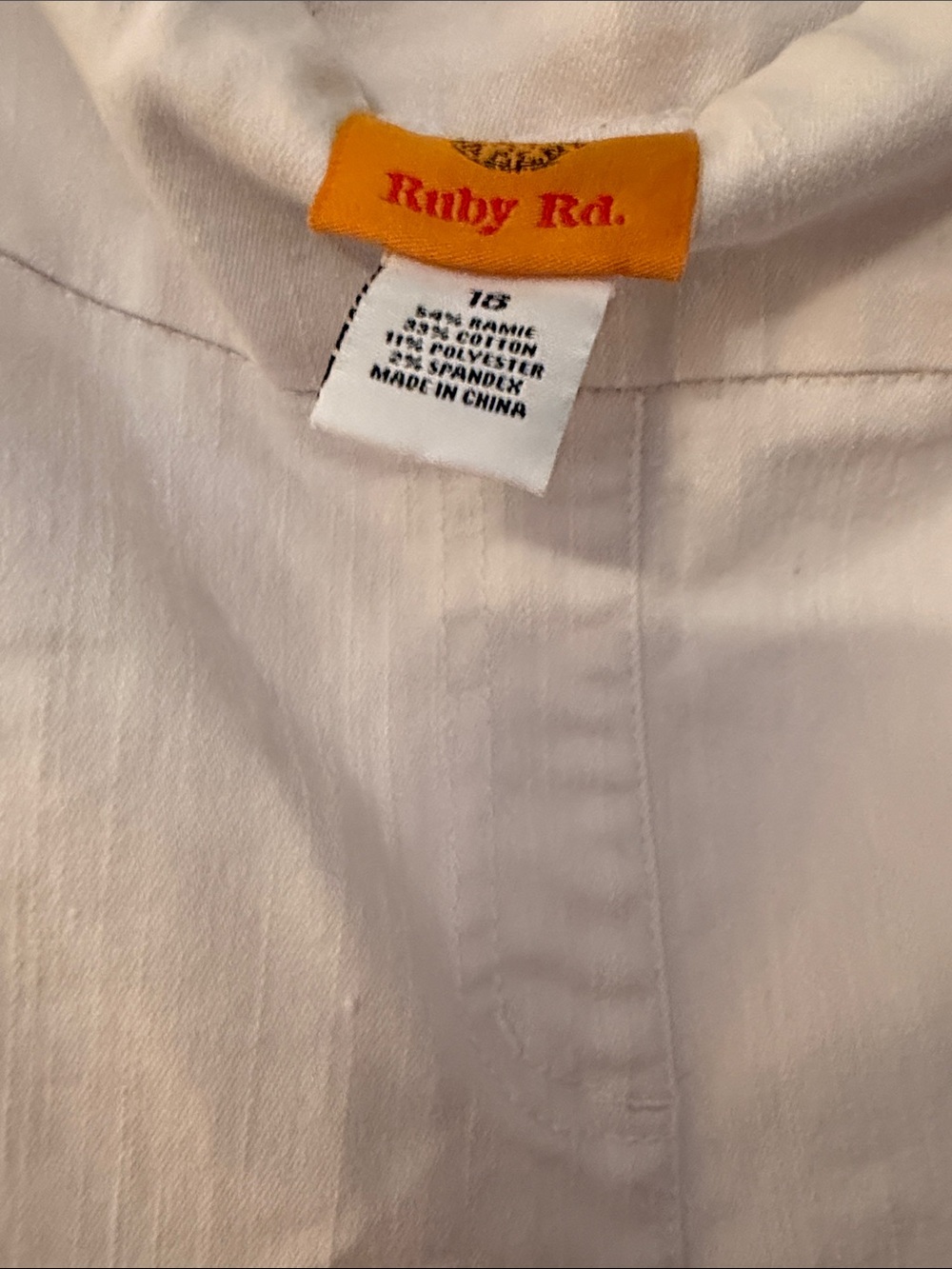 Ruby Rd.  White stretch pants - Picture 2 of 2